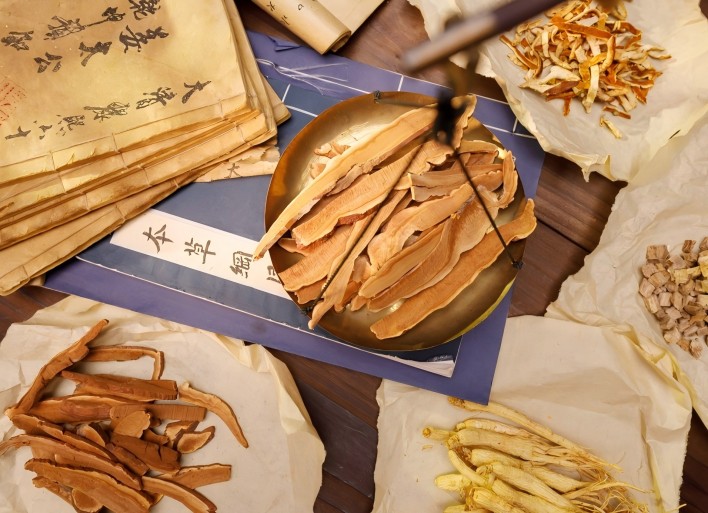 ������۽����Դ���֮�ʻ���ҽҩ�Ļ���